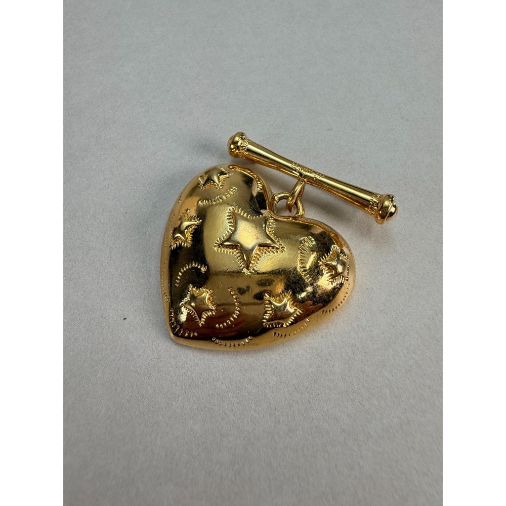 Vintage Signed Trifari Gold Tone Heart with Stars Brooch Pin